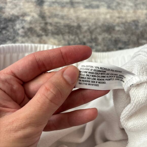 NWT Wild Fable High Rise Drawstring Cargo Sweat Shorts White Women's Size Large‎ - Picture 7 of 10